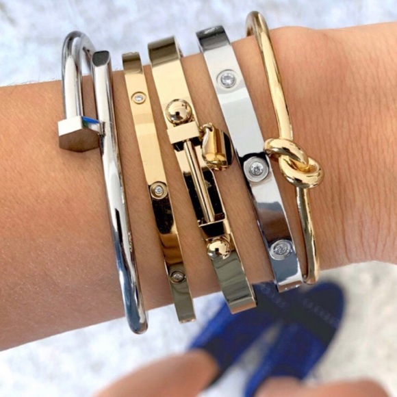 18k Gold Love Bracelet Set In Stone Hinge Bangle - Picture 1 of 8